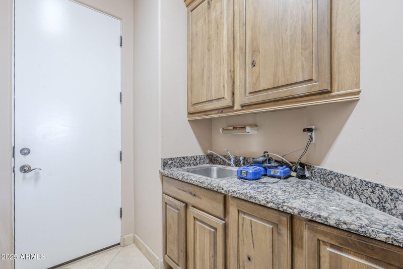 56-web-or-mls-195th-56