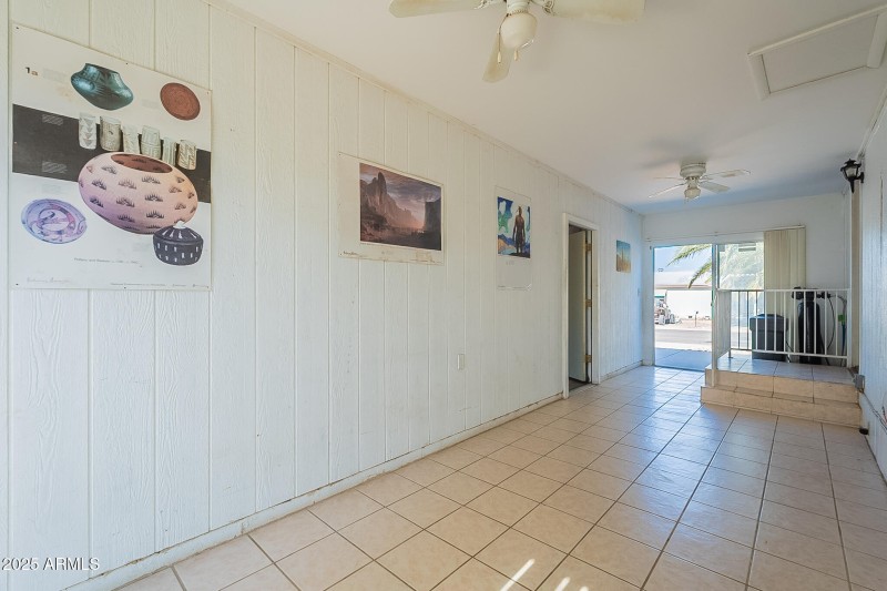 (23) Ariz. Room F
