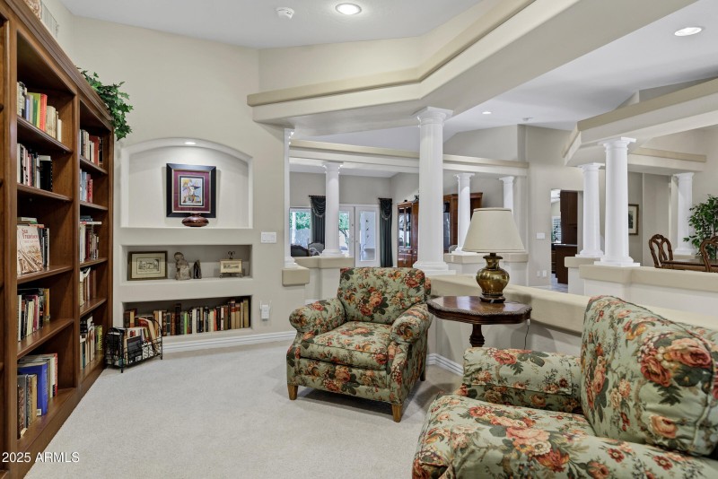 Den to Guest Suite