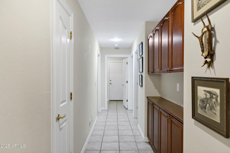 Hall to bedrooms