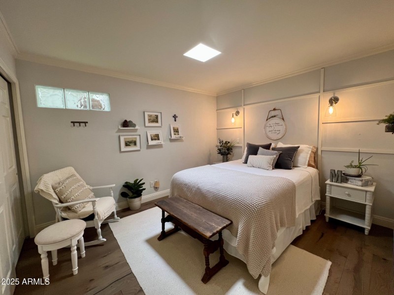 2nd/Guest Bedroom