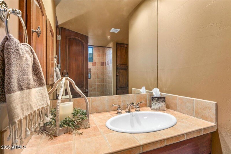 36-Guest Bath