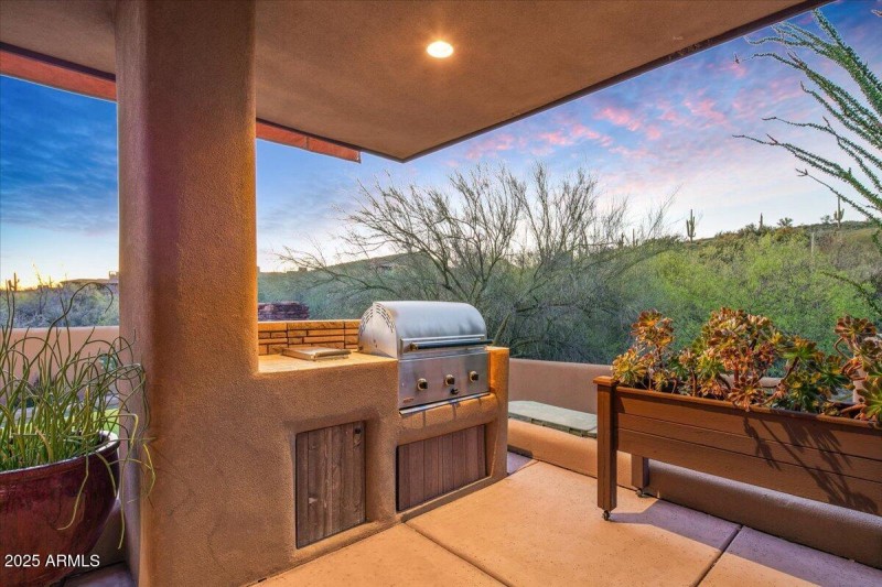 48-Grill Patios