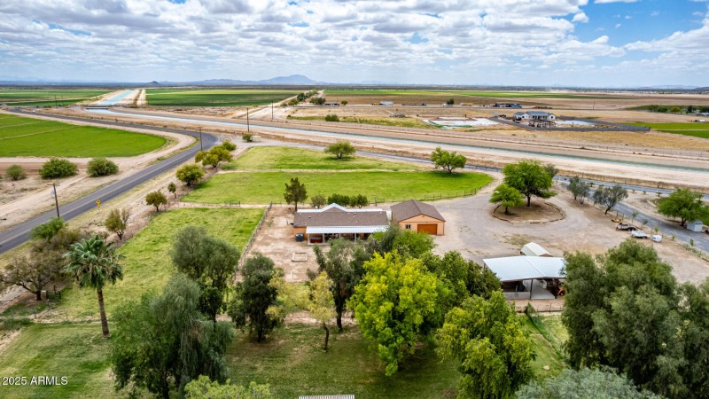 38 - Desert River Drone