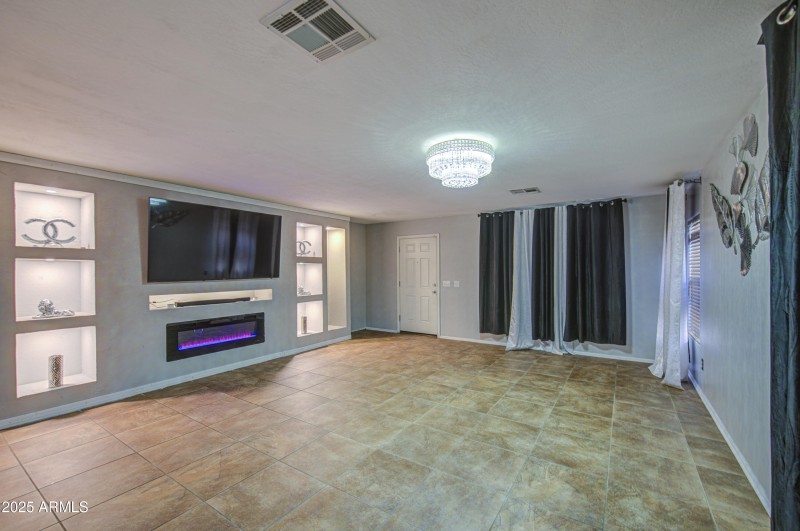 Living Room 2 (1)