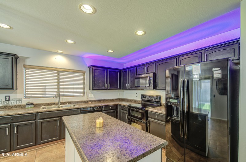Kitchen 3 (1)