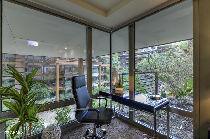 Guest Bedrrom Corner Windows