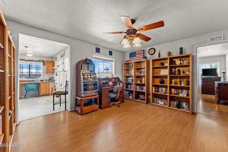 64-web-or-mls-2022-10-12 01.29.33-3
