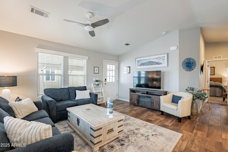 Flat Screen TV & Fireplace