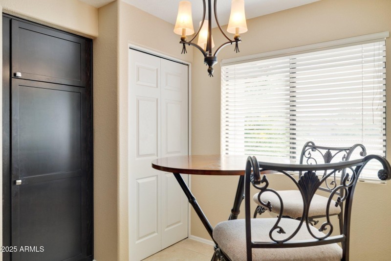 10-web-or-mls-9555-e-raintree-dr-unit-20