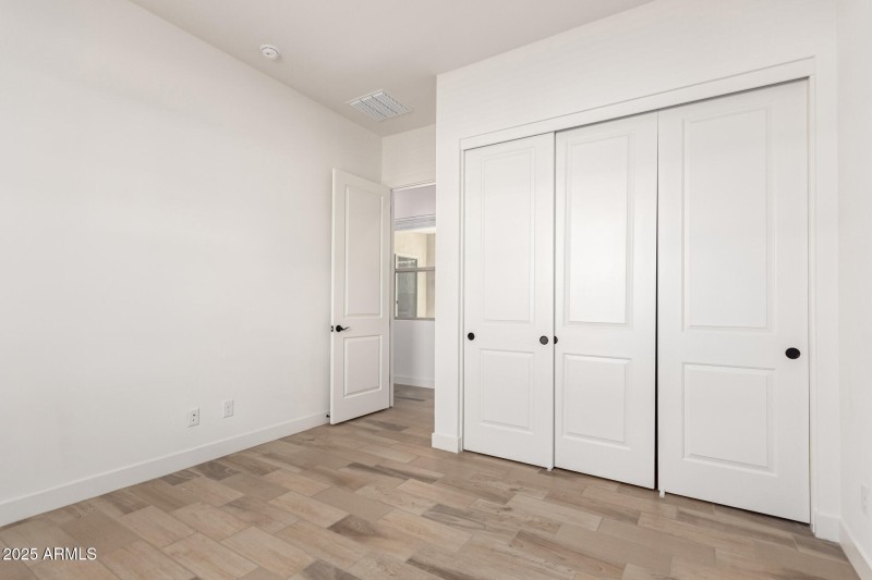 26 Dartmount