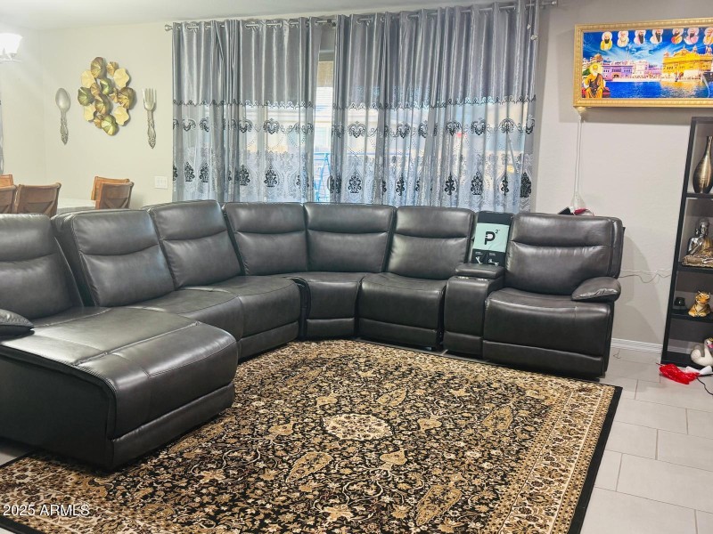 PHOTO-2025-04-18-17-41-44