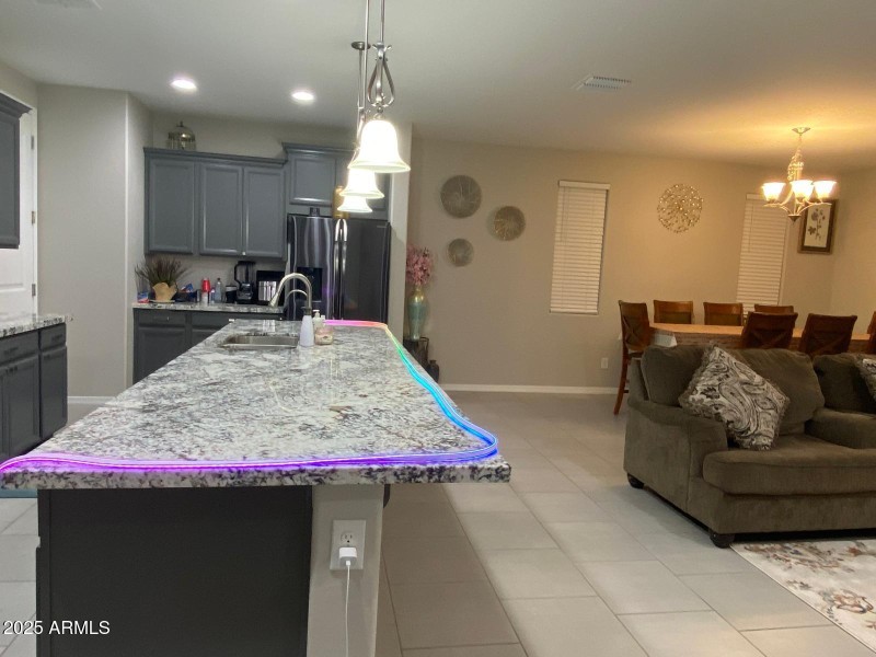 PHOTO-2025-04-18-17-33-41