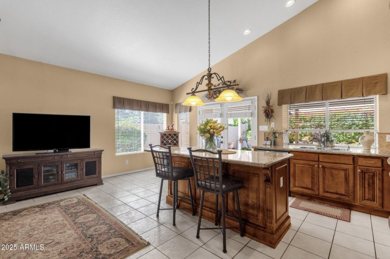 13-web-or-mls-4720-e-bighorn-ave