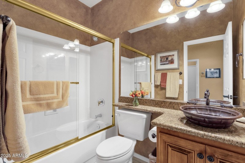 22-web-or-mls-4720-e-bighorn-ave