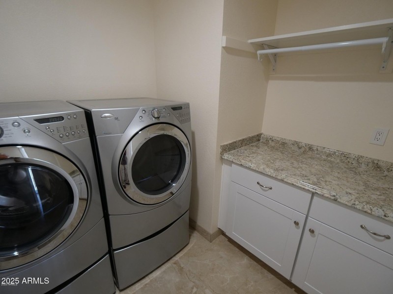 Washer dryer