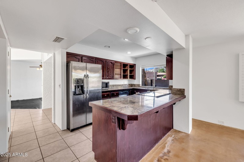 Open kitchen