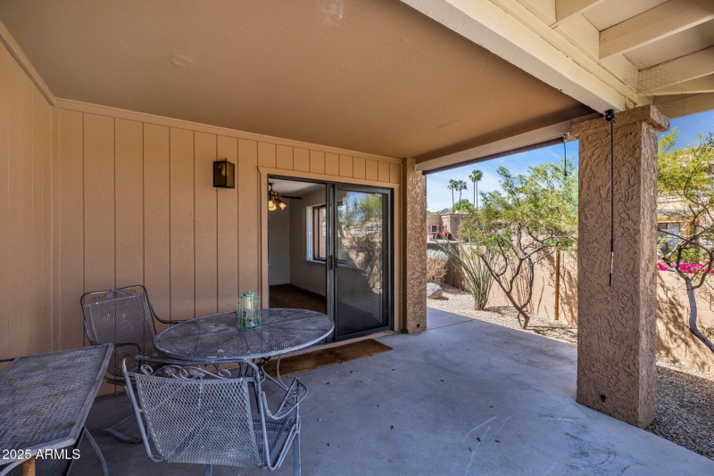 Covered Patio with Shadescreen