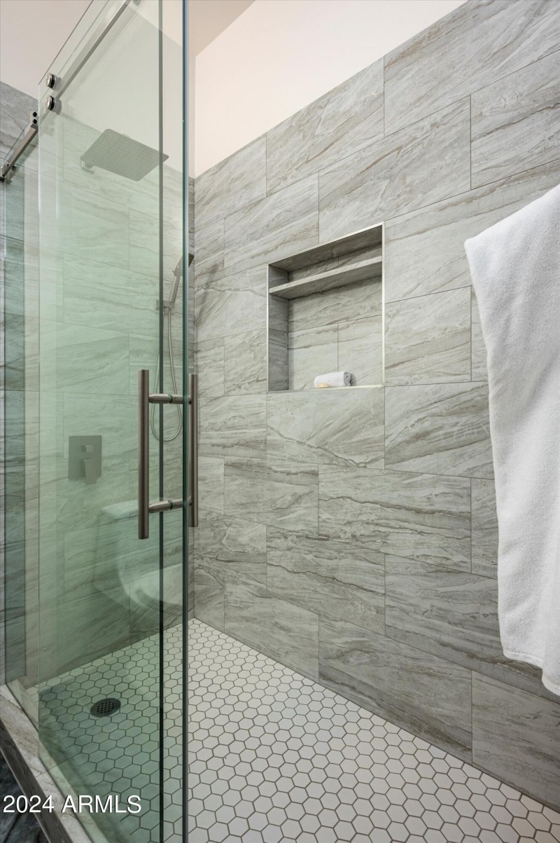 Guest Suite 1 Bath~
