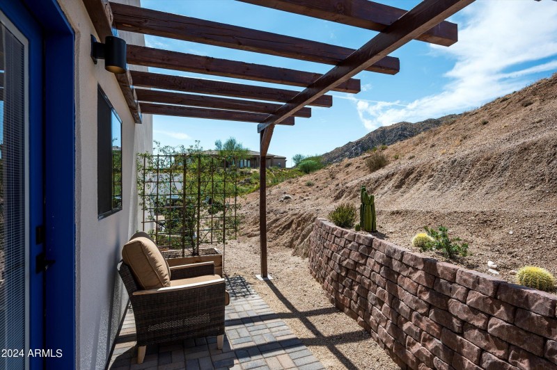 Guest Suiite 2 Private Pergola Patio~