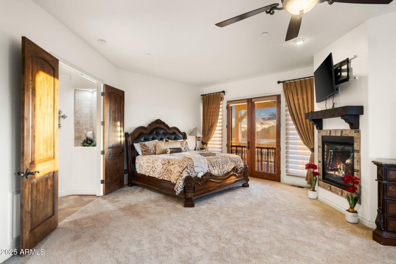 43-Primay Bedroom (1)