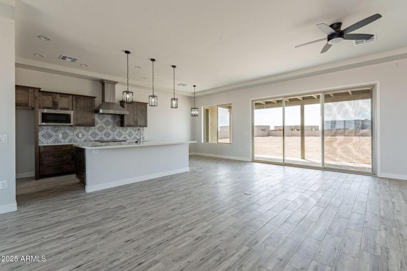 5-web-or-mls-231st-5