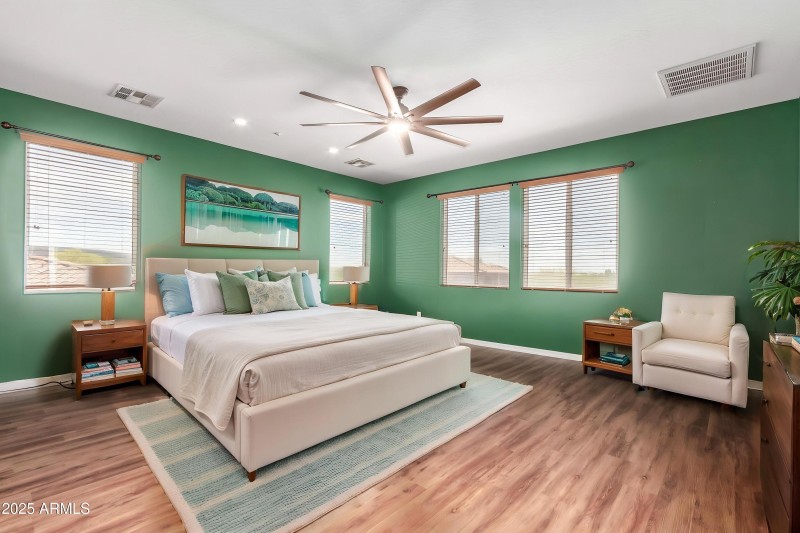 25-Montgomery - Bedroom - Modern - 4