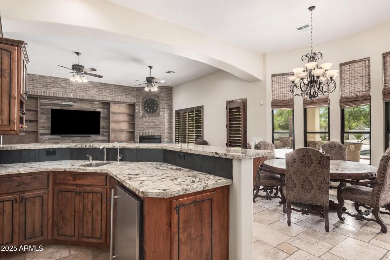 Built in Bar