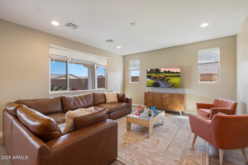 03-Living Room