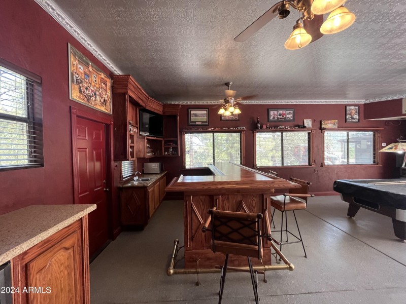 Garage bar