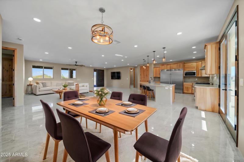 Virtual Staged Image -Dining Room