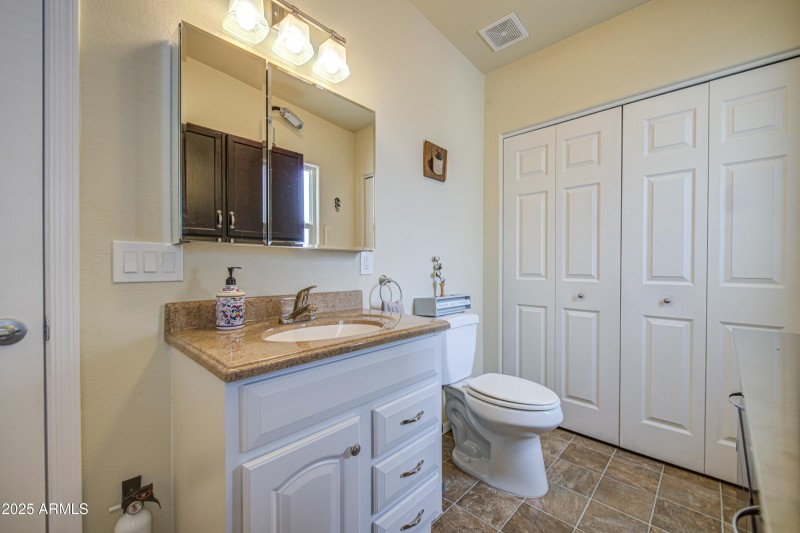 Half Bath-pic 3