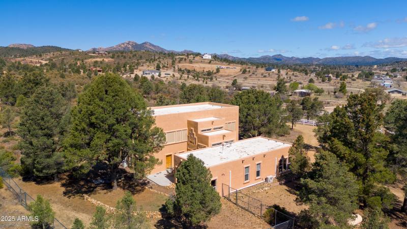 17129 W Buckhorn Dr00009