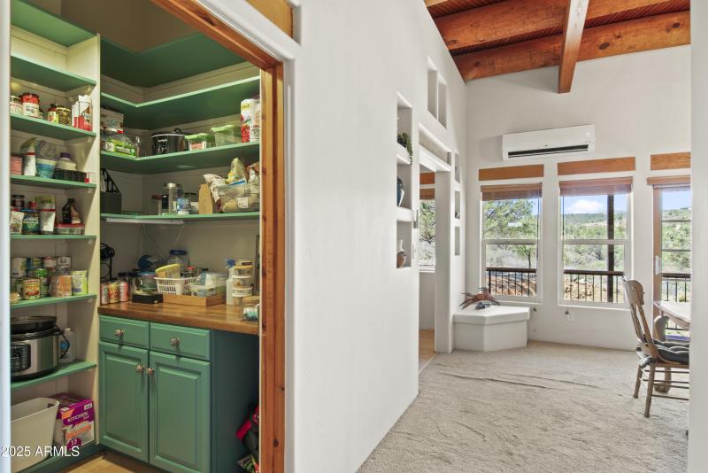 17129 W Buckhorn Dr00064