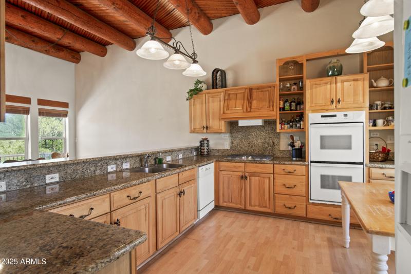 17129 W Buckhorn Dr00065