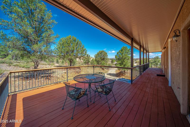 17129 W Buckhorn Dr00028