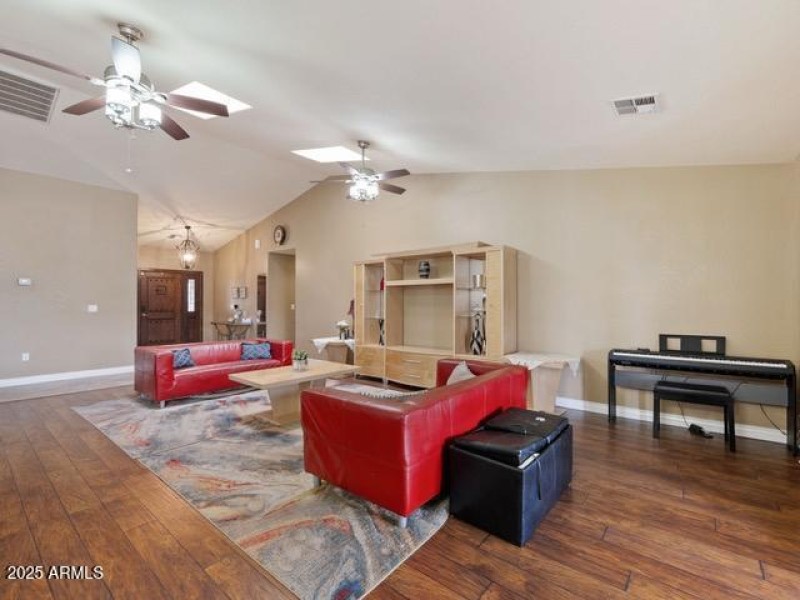20405 N 42nd (33)
