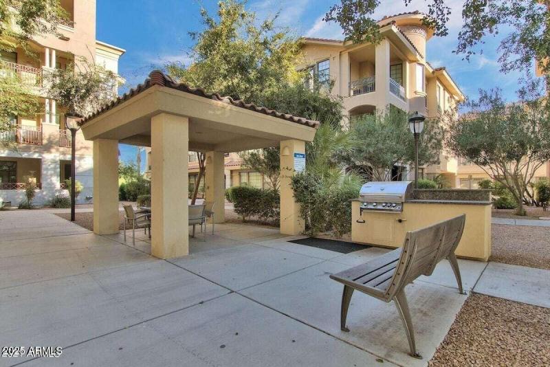 f6c3fc5c-cb74-4f6b-9f05-7e70473d300d