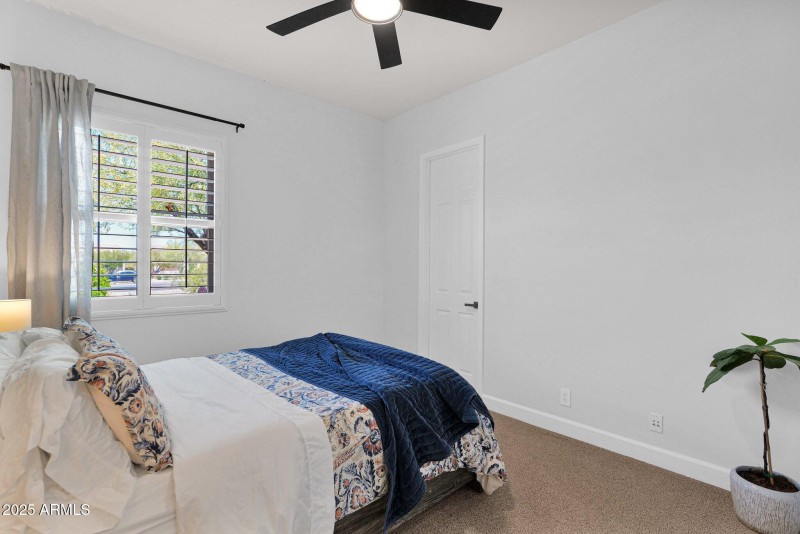 4-web-or-mls-P1188781