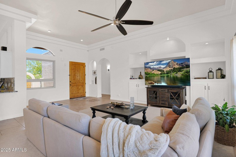 17-web-or-mls-P1188806