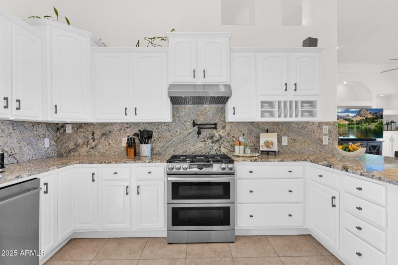 25-web-or-mls-P1188824