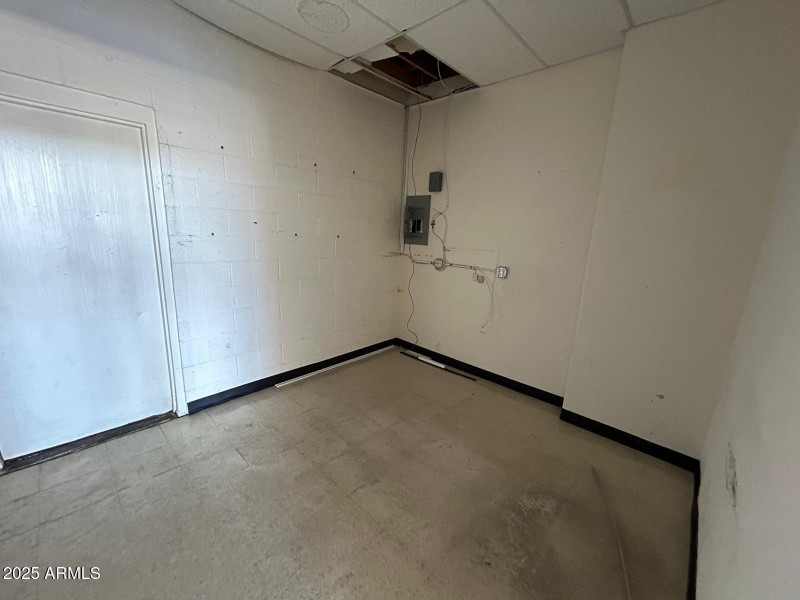 WhatsApp Image 2024-04-22 at 12.52.21 PM