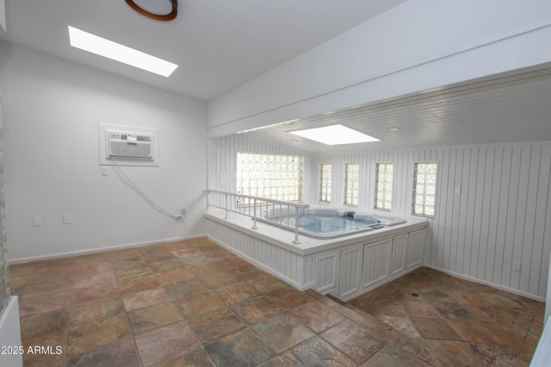 3371 W Grandview Rd-27