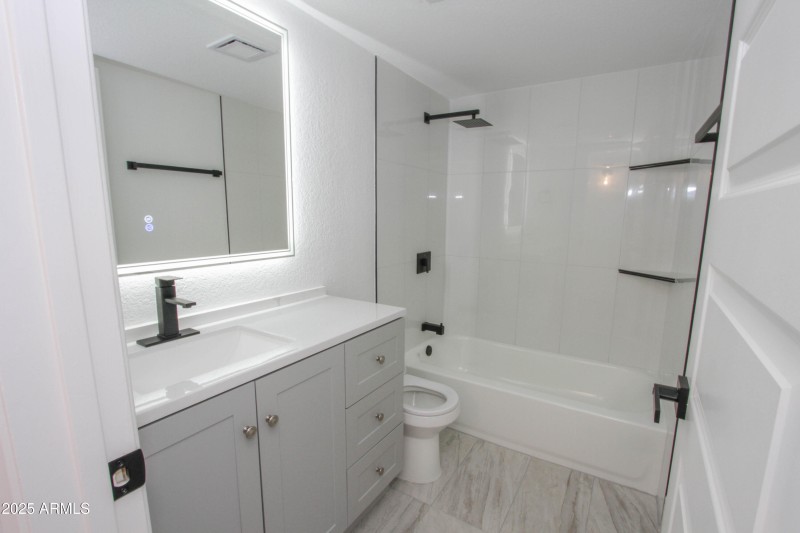 3371 W Grandview Rd-60