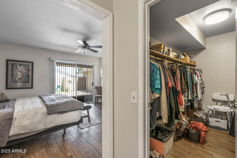 Walk-in Closet