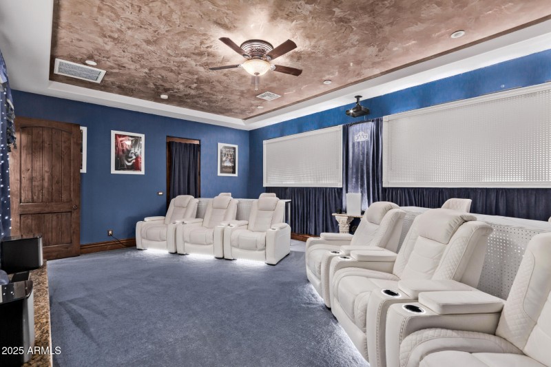 Large Flex Room