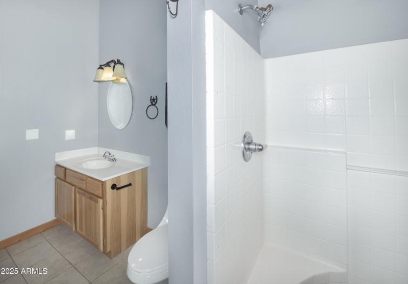 Guest Bath - Top Floor