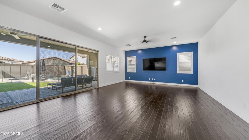 REVOLUTION FAMILY ROOM