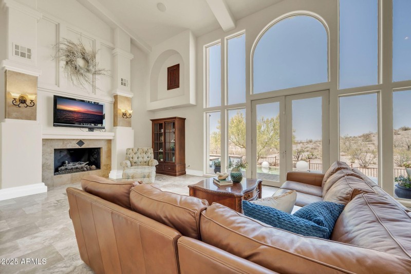17636 W Paseo Way-11