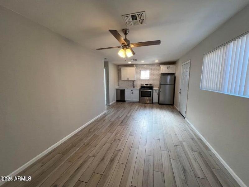 1529 E McKinley GH Pic 5